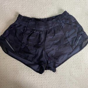 Lululemon Shorts Size 6